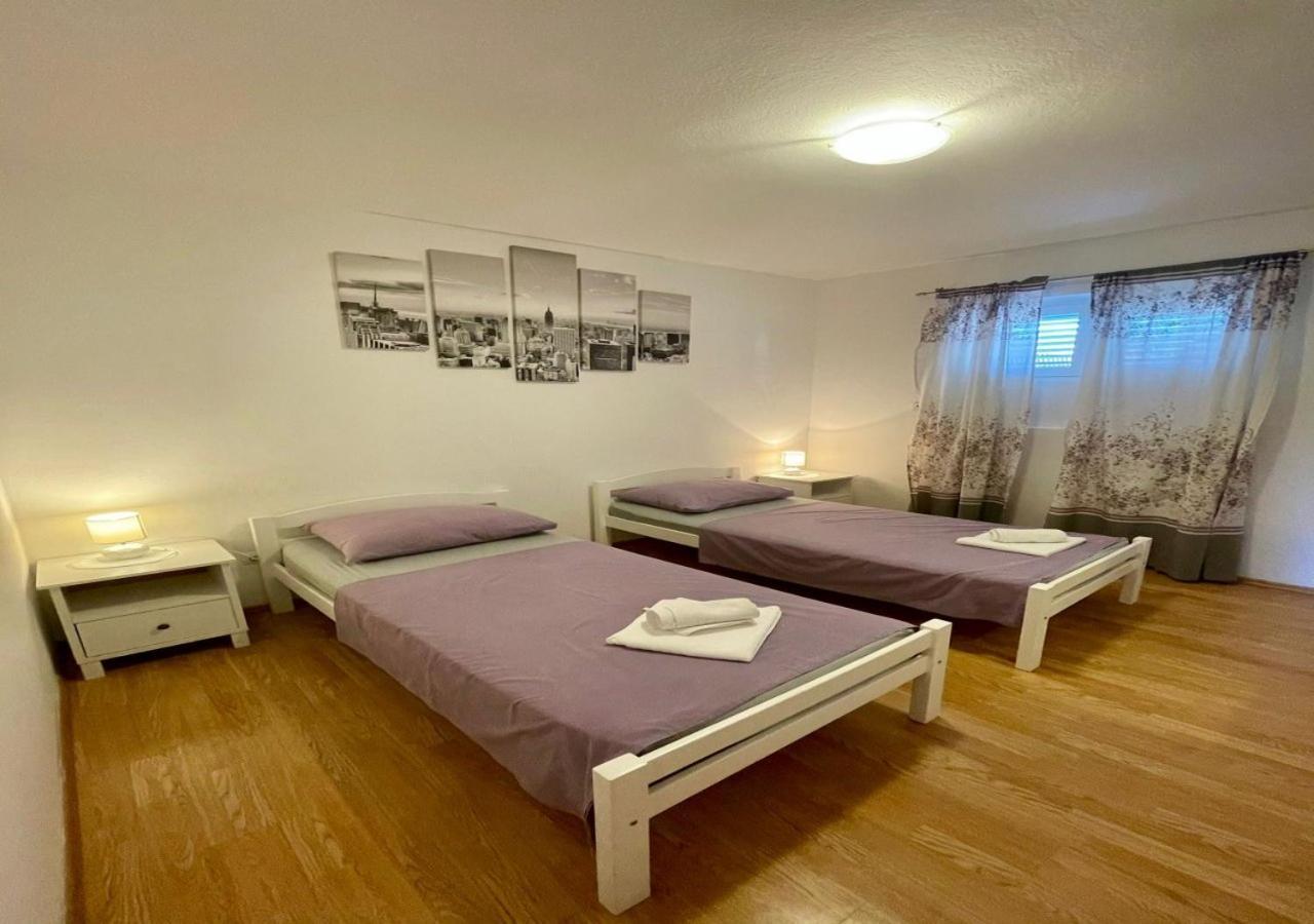 Ferienwohnung Demer Sweet Dreams Split Exterior foto